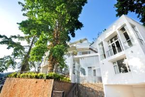 Zgradba, v kateri se nahaja hotel
