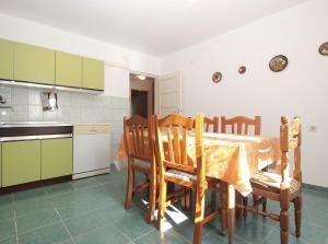 Kuchyň nebo kuchyňský kout v ubytování Apartment 1686