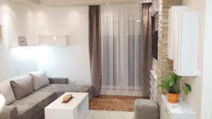 Istumisnurk majutusasutuses Apartman Stojanovic R