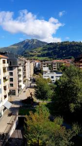 Nespecifikovaný výhled na hory nebo výhled na hory při pohledu z hotelu
