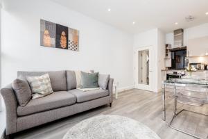 Bright & Modern 2-Bed Notting Hill Apartment
