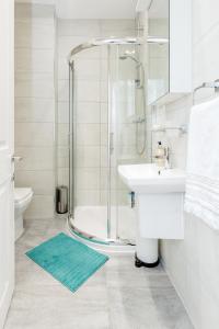 Bright & Modern 2-Bed Notting Hill Apartment