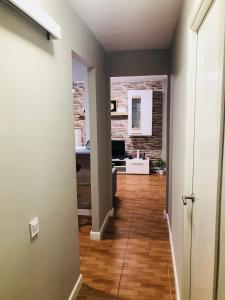 Kuchyň nebo kuchyňský kout v ubytování BYOR City Rooms