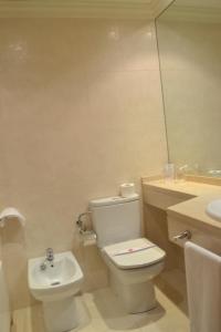 Een badkamer bij Hotel Ogalia