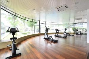 Fitnes centar i/ili fitnes sadržaji u objektu Puchong Skypod Residence, High Floor Balcony Unit, Walking Distance to IOI Mall, 10min Drive to Sunway