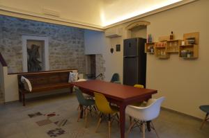 Kuchyň nebo kuchyňský kout v ubytování Lucernaio Rooms