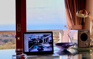 TV a/nebo společenská místnost v ubytování Villa Awan Uluwatu