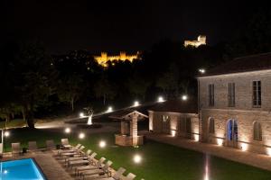 Bazén v ubytování Terra di Gradara nebo v jeho okolí