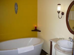 Koupelna v ubytování Double Dutch B & B