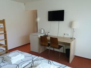 Postel nebo postele na pokoji v ubytování Vila Moravia + 17 fotografií