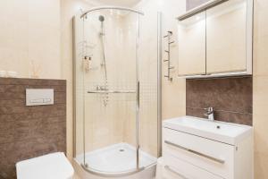 Kúpeľňa v ubytovaní Downtown Apartment - LoftAffair
