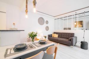 Posedenie v ubytovaní Downtown Apartment - LoftAffair