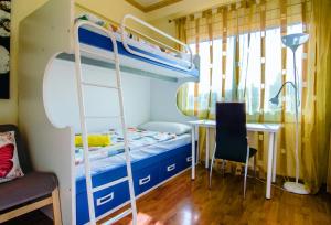 Kuchyňa alebo kuchynka v ubytovaní Unique Cozy Scenic Penthouse