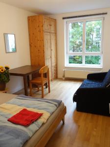 Postel nebo postele na pokoji v ubytování Private Rooms in Prenzlauerberg