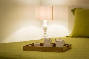 A bed or beds in a room at Lovely New home, Trastevere!