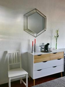 Zdjęcie z galerii obiektu Torre de la Roca INDUSTRIAL69 w mieście Torremolinos