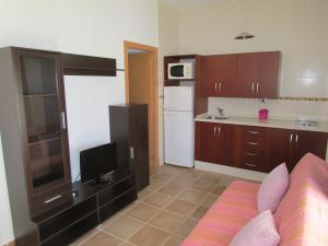 Η κουζίνα ή μικρή κουζίνα στο Apartamentos Miramar