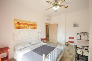 A bed or beds in a room at Cortesia 4