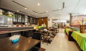 ห้องอาหารหรือที่รับประทานอาหารของ Prescott Hotel Kuala Lumpur Medan Tuanku