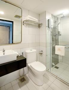 MTREE Hotel Nilai - KLIA Airport的一间浴室
