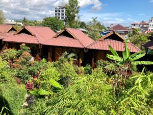 Zahrada ubytování Inle Cottage Boutique Hotel