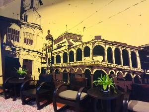 Gallery image of Phuket Sunny Hostel in Phuket Town +37 photos