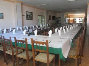 Restauracja lub miejsce do jedzenia w obiekcie Hotel Muñoz