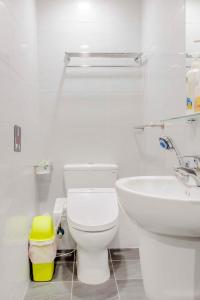 Bagno di Old Door Hostel & Bar