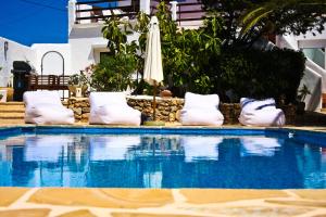 Bazén v ubytování Arenal d´Or nebo v jeho okolí + 31 fotografií