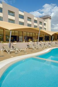 Bazén v ubytování Tamarind Tree Hotel nebo v jeho okolí