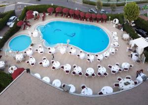 Bassein majutusasutuses Hotel Le Tegnue või selle lähedal