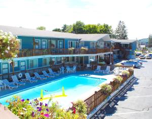 Bazén v ubytování Lake Haven Motel nebo v jeho okolí