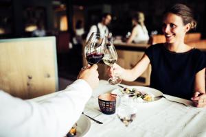 Nápoje v ubytovaní Biohotel Bergzeit