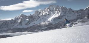 Loewe Dolomites im Winter