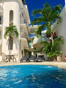 Poolen vid eller i närheten av Hotel Blue Star Cancun