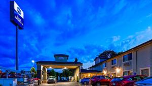 Foto da galeria de Best Western Cottage Grove Inn em Cottage Grove