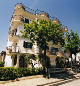 Budova, kde se aparthotel nachází