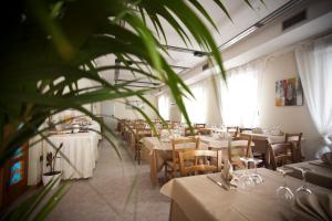 Posezení v ubytování Hotel Marina Bay