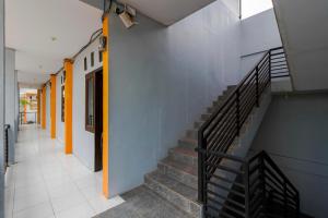 Fotografie z fotogalerie ubytování RedDoorz @ Jagakarsa 2 v destinaci Jakarta