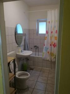 House Zara tesisinde bir banyo