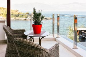 En balkon eller terrasse på Luxury Sea Residence by Kristina