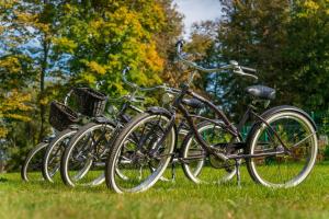 Jazda na bicykli v okolí ubytovania Enklawa Mikołajki