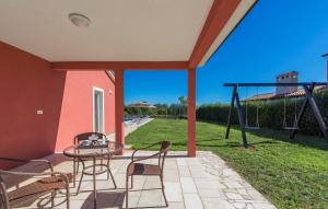 Vonkajšia záhrada v ubytovaní Villa Kata