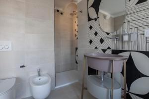 A bathroom at LAMIA MATERA 11