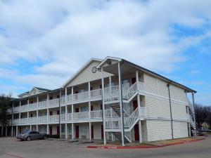 Galería fotográfica de InTown Suites Extended Stay Lewisville TX - East Corporate Drive en Lewisville