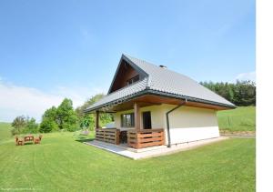 Budynek, w którym mieści się domek letniskowy