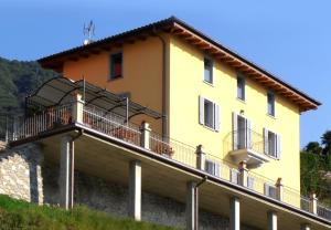 The building in which A villát is located
