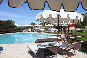 Bassein majutusasutuses SarAnd Relais-Adults Only või selle lähedal