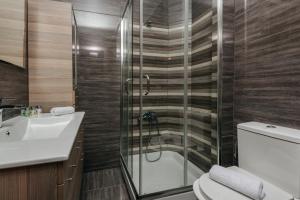 Ett badrum på Bay View GuestHouses