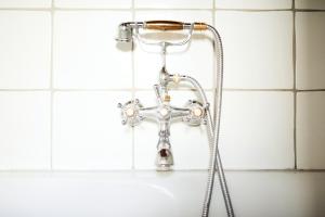 A bathroom at Weingarten Lodge